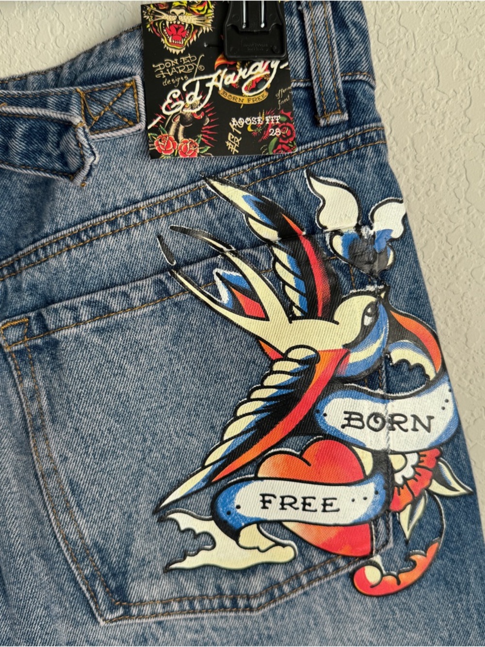 Ed Hardy Blue Denim Baggy Jeans.  NWT. Size 28 - Picture 8 of 11